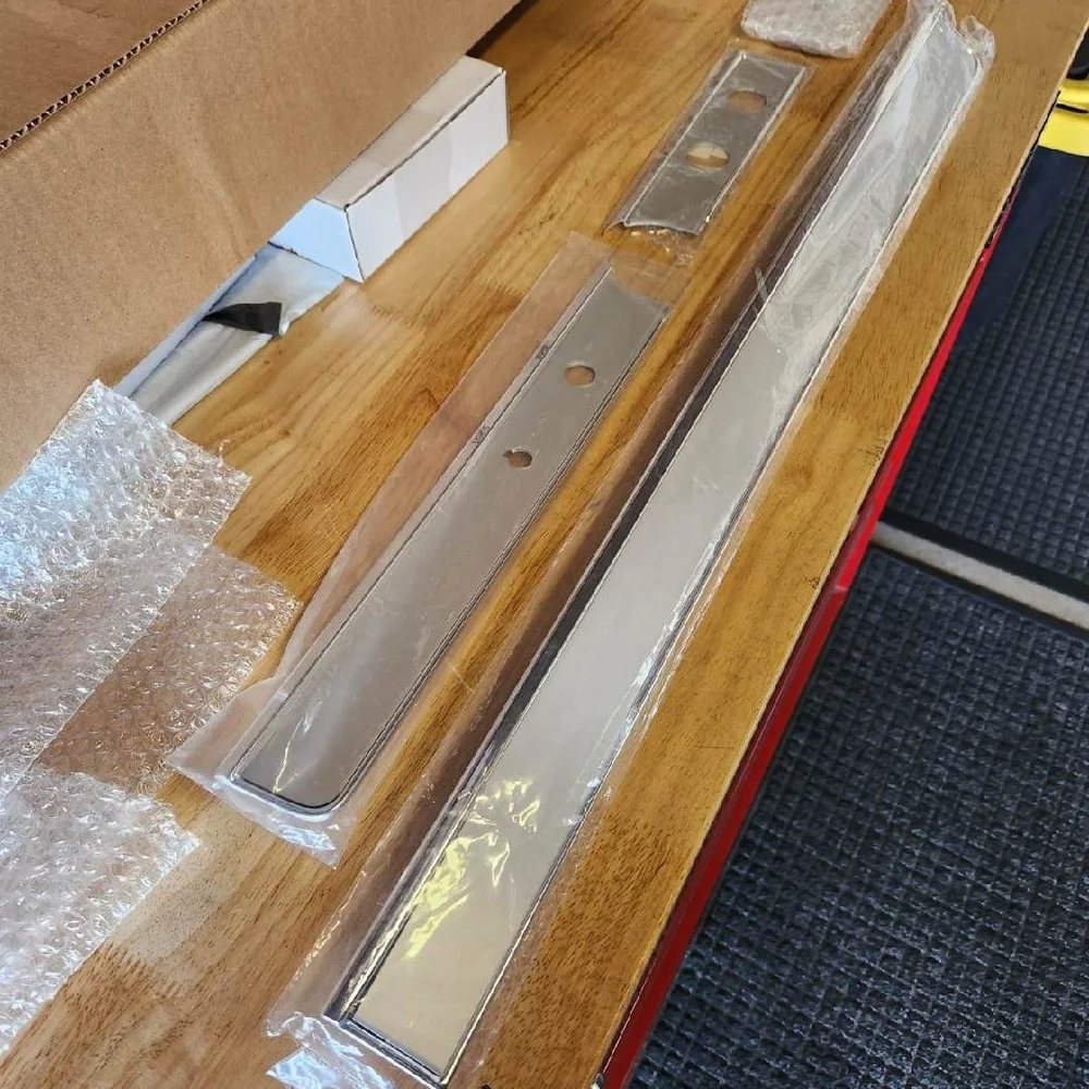 Silver Computer Component - Picture 1 of 2